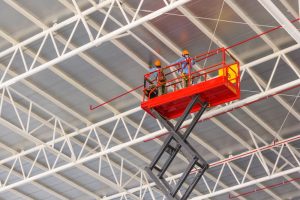 Când ai nevoie de o nacelă electrică pentru un proiect în Cluj?